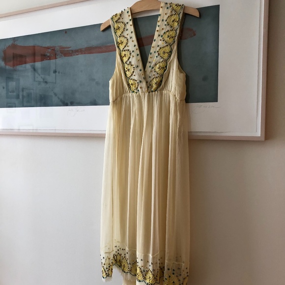Development Yellow Silk Goddess Dress - Picture 4 of 9